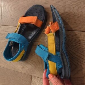 Merrell size 13T sandals